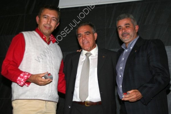 Sede del COE Galardonado en Gala Judo-2008 Junto a Humanes compa y Macario Maestro.jpg